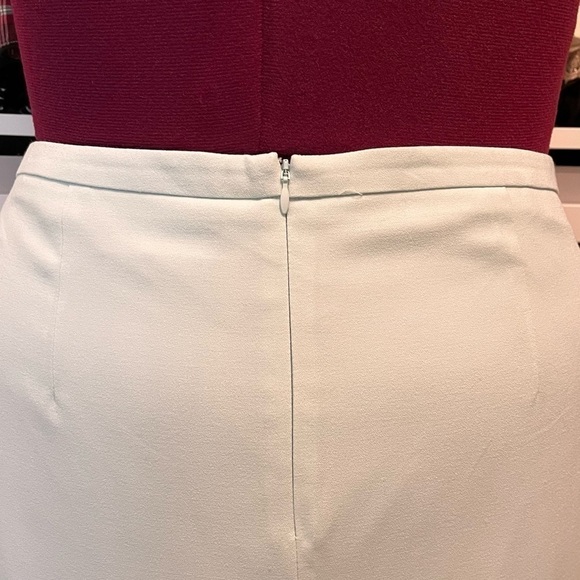 Melanie Lyne Minty Fresh Ruffle Bottom Pencil Skirt - Picture 8 of 15